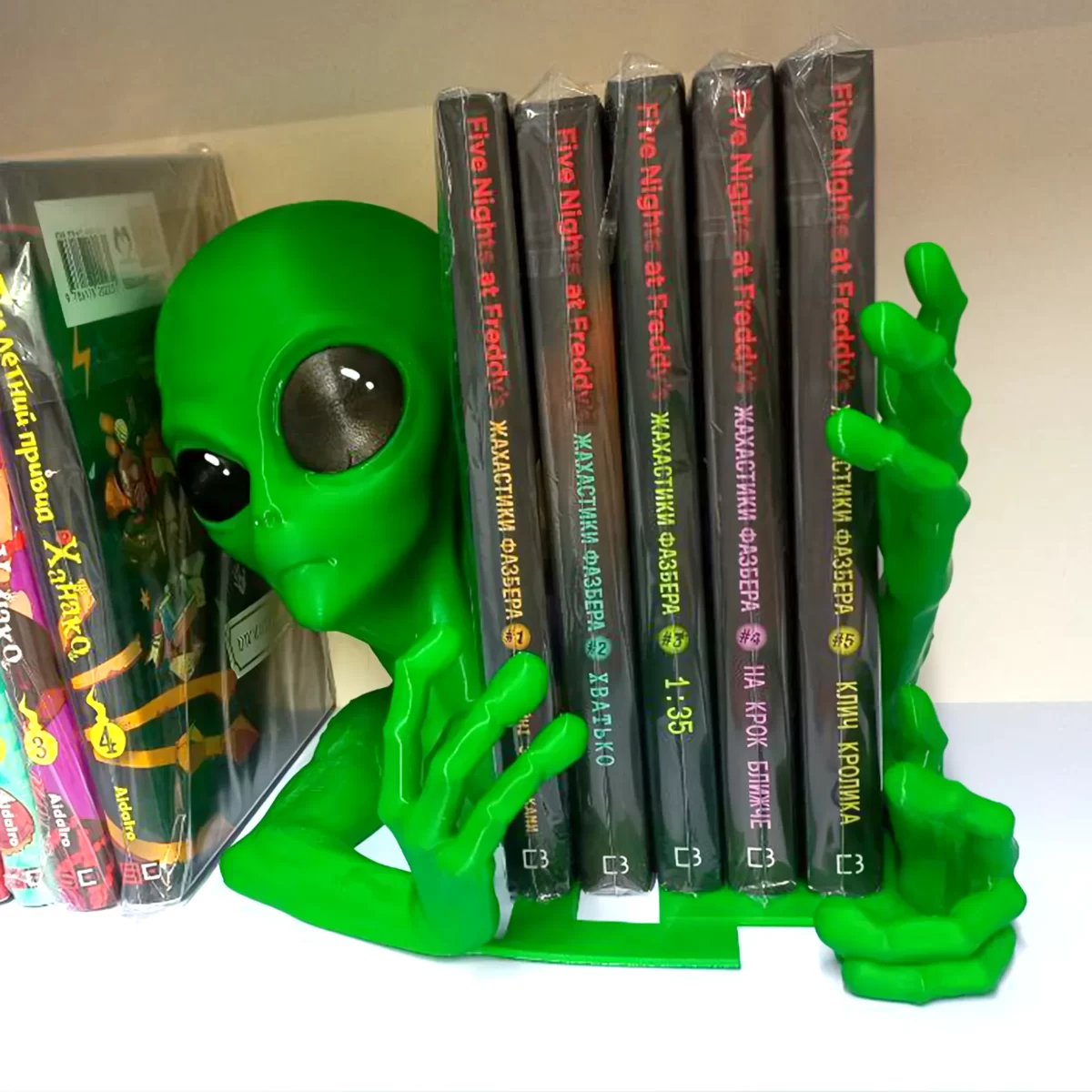 Подставка для книг Инопланетянин “Book Stopper” Invader